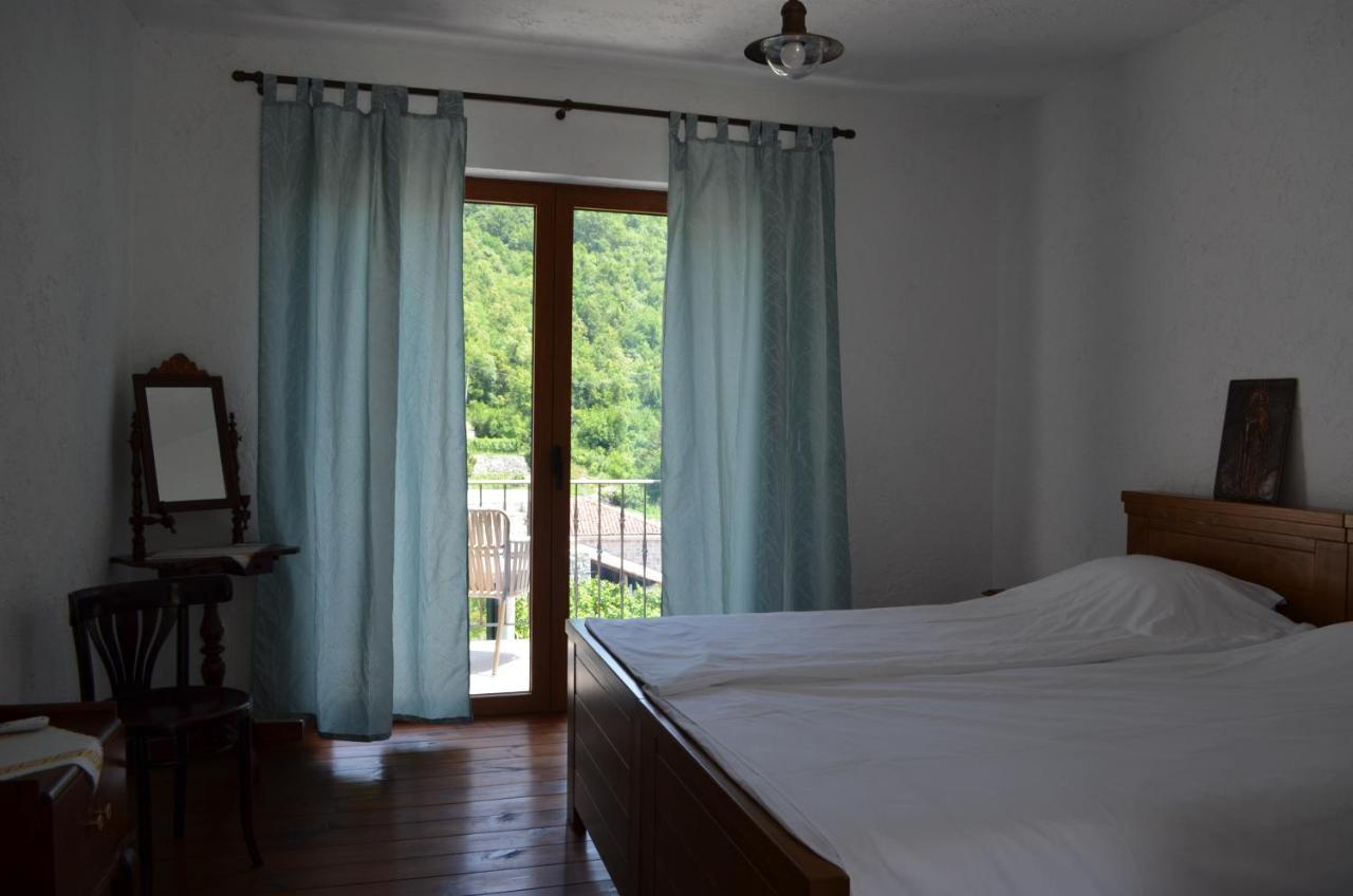 Markovic Winery And Estate Apartments ツェティニェ エクステリア 写真