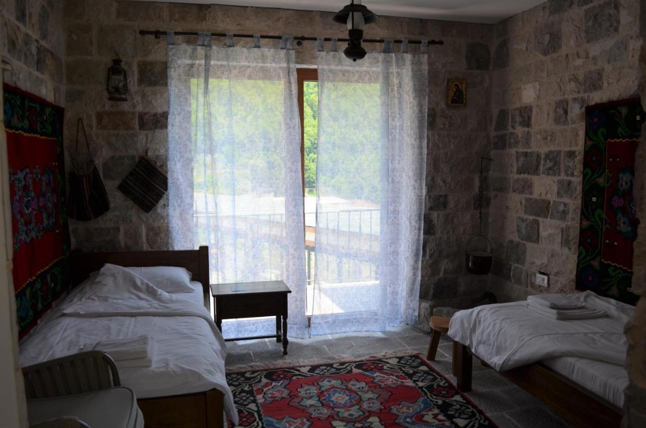 Markovic Winery And Estate Apartments ツェティニェ エクステリア 写真