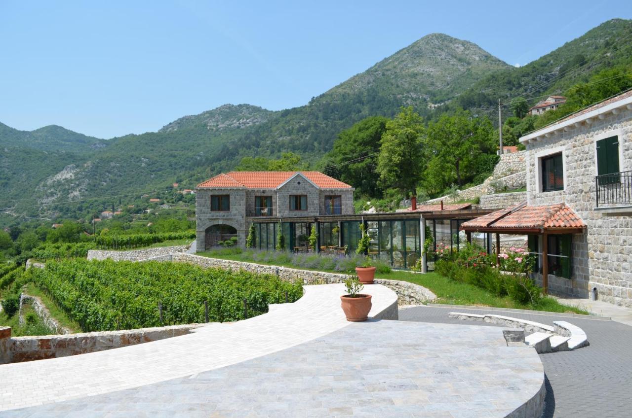 Markovic Winery And Estate Apartments ツェティニェ エクステリア 写真